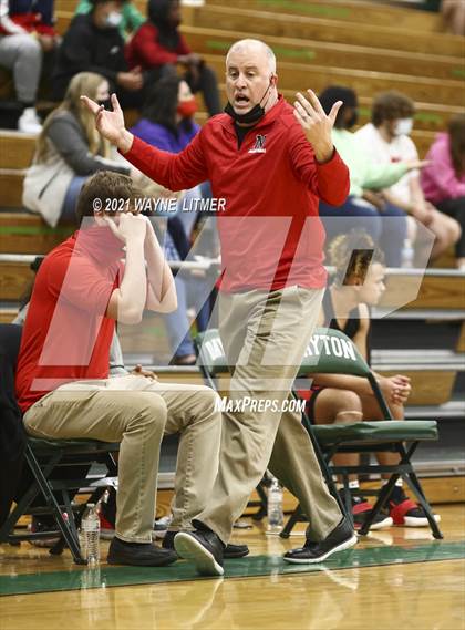 Thumbnail 3 in Newport vs Newport Central Catholic (36th District) photogallery.