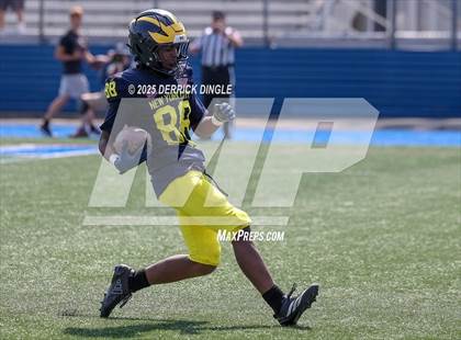 Thumbnail 2 in NYC vs Long Island (All-Star Football Classic) photogallery.