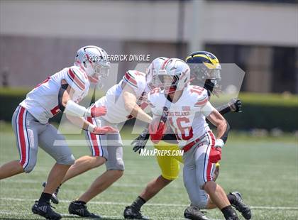 Thumbnail 2 in NYC vs Long Island (All-Star Football Classic) photogallery.