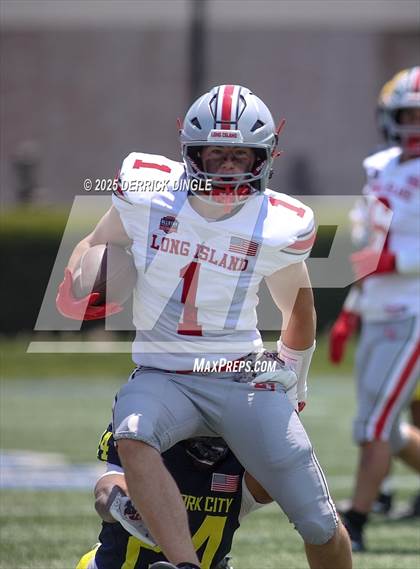Thumbnail 2 in NYC vs Long Island (All-Star Football Classic) photogallery.