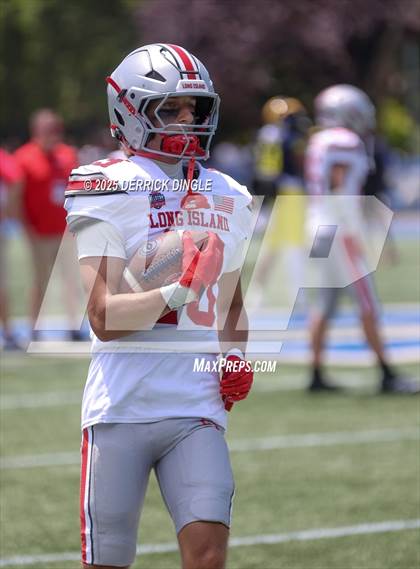 Thumbnail 3 in NYC vs Long Island (All-Star Football Classic) photogallery.
