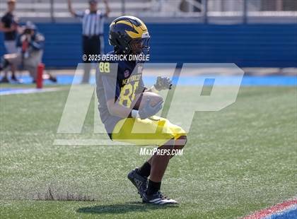 Thumbnail 3 in NYC vs Long Island (All-Star Football Classic) photogallery.