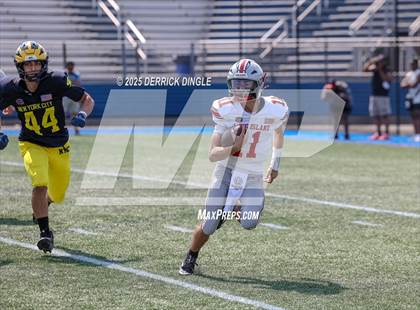 Thumbnail 1 in NYC vs Long Island (All-Star Football Classic) photogallery.