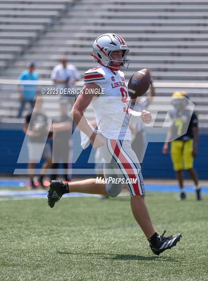 Thumbnail 3 in NYC vs Long Island (All-Star Football Classic) photogallery.
