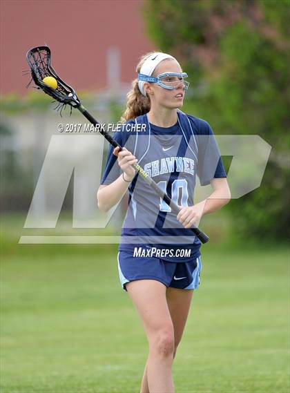 Thumbnail 1 in Shawnee @ Lenape photogallery.
