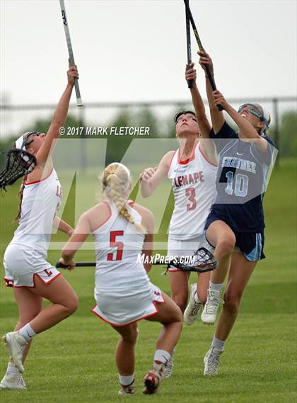 Thumbnail 3 in Shawnee @ Lenape photogallery.
