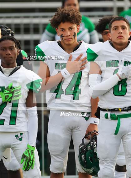 Thumbnail 3 in Victor Valley vs Campbell Hall photogallery.
