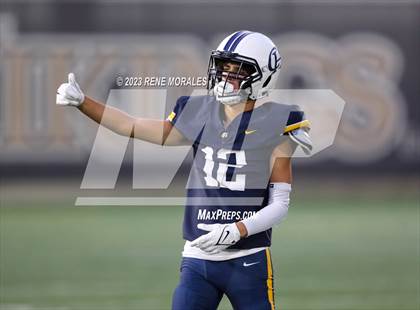 Thumbnail 1 in Victor Valley vs Campbell Hall photogallery.
