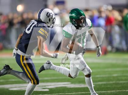 Thumbnail 2 in Victor Valley vs Campbell Hall photogallery.