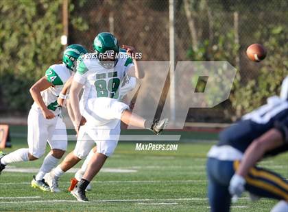 Thumbnail 2 in Victor Valley vs Campbell Hall photogallery.