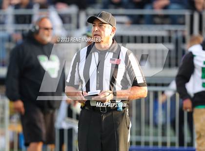 Thumbnail 3 in Victor Valley vs Campbell Hall photogallery.