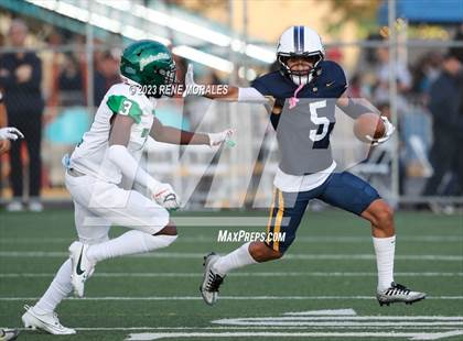 Thumbnail 2 in Victor Valley vs Campbell Hall photogallery.