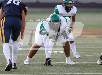Thumbnail 2 in Victor Valley vs Campbell Hall photogallery.