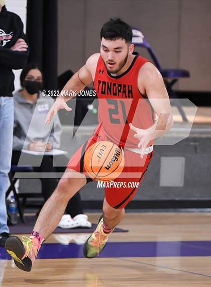 Thumbnail 2 in Arete Prep vs. Tonopah Valley (Coyotes Basketball Invitational) photogallery.