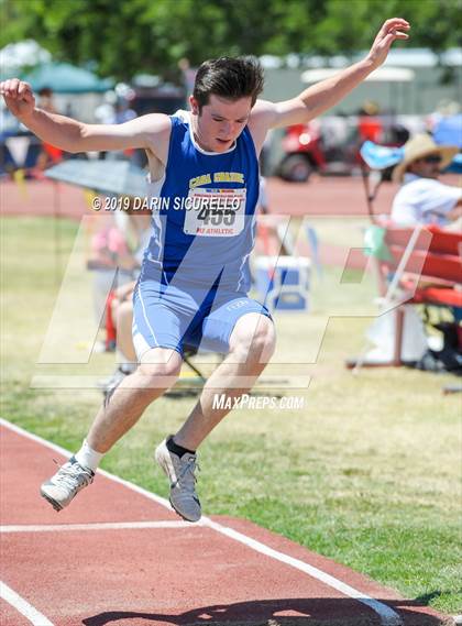 Thumbnail 2 in AIA Track & Field Championships (Boys Triple Jump) photogallery.