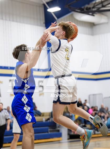 Thumbnail 3 in Garner @ Perrin-Whitt photogallery.