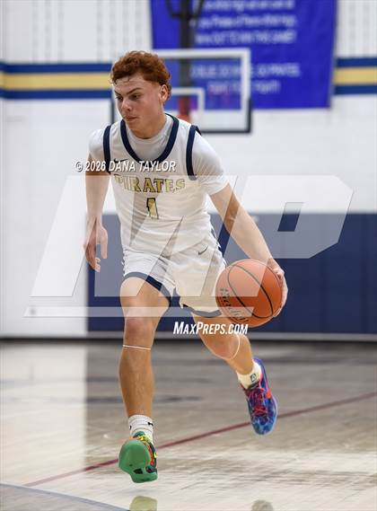 Thumbnail 1 in Garner @ Perrin-Whitt photogallery.