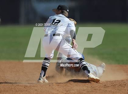 Thumbnail 2 in Taylorsville vs. Riverton (UHSAA 6A 2nd Round) photogallery.