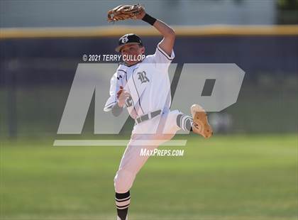 Thumbnail 3 in Taylorsville vs. Riverton (UHSAA 6A 2nd Round) photogallery.