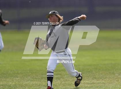 Thumbnail 2 in Taylorsville vs. Riverton (UHSAA 6A 2nd Round) photogallery.