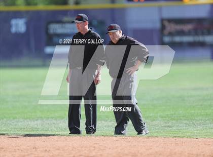 Thumbnail 2 in Taylorsville vs. Riverton (UHSAA 6A 2nd Round) photogallery.