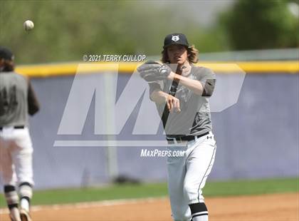 Thumbnail 1 in Taylorsville vs. Riverton (UHSAA 6A 2nd Round) photogallery.