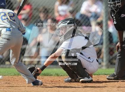 Thumbnail 3 in Taylorsville vs. Riverton (UHSAA 6A 2nd Round) photogallery.