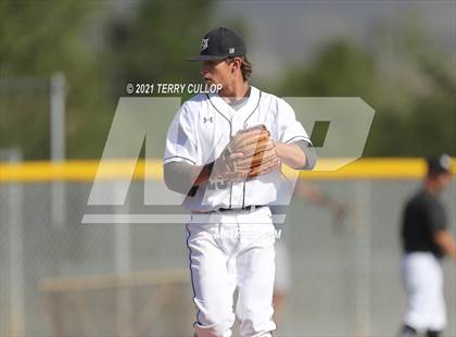 Thumbnail 1 in Taylorsville vs. Riverton (UHSAA 6A 2nd Round) photogallery.