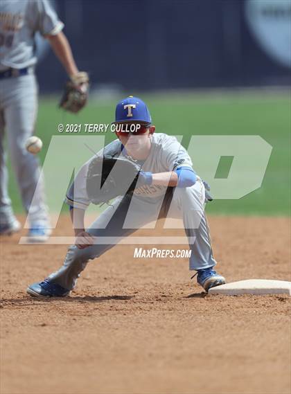 Thumbnail 3 in Taylorsville vs. Riverton (UHSAA 6A 2nd Round) photogallery.