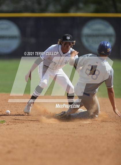 Thumbnail 1 in Taylorsville vs. Riverton (UHSAA 6A 2nd Round) photogallery.