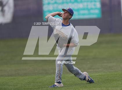 Thumbnail 2 in Taylorsville vs. Riverton (UHSAA 6A 2nd Round) photogallery.