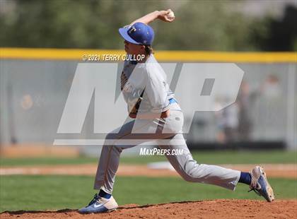 Thumbnail 1 in Taylorsville vs. Riverton (UHSAA 6A 2nd Round) photogallery.