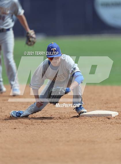 Thumbnail 1 in Taylorsville vs. Riverton (UHSAA 6A 2nd Round) photogallery.