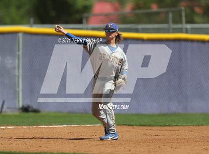 Thumbnail 2 in Taylorsville vs. Riverton (UHSAA 6A 2nd Round) photogallery.