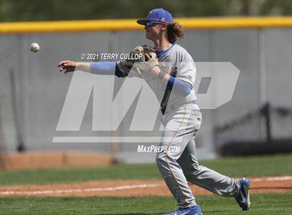 Thumbnail 1 in Taylorsville vs. Riverton (UHSAA 6A 2nd Round) photogallery.