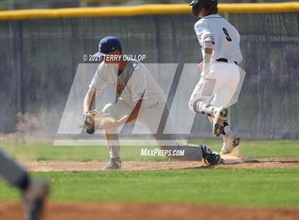 Thumbnail 3 in Taylorsville vs. Riverton (UHSAA 6A 2nd Round) photogallery.