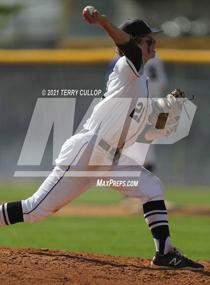Thumbnail 2 in Taylorsville vs. Riverton (UHSAA 6A 2nd Round) photogallery.