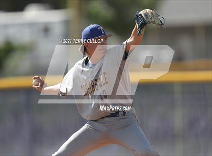 Thumbnail 1 in Taylorsville vs. Riverton (UHSAA 6A 2nd Round) photogallery.