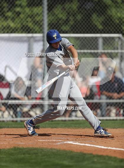 Thumbnail 1 in Taylorsville vs. Riverton (UHSAA 6A 2nd Round) photogallery.
