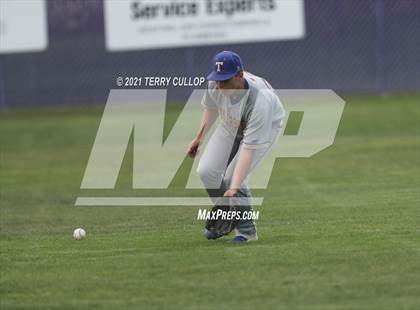 Thumbnail 2 in Taylorsville vs. Riverton (UHSAA 6A 2nd Round) photogallery.