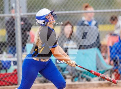 Thumbnail 1 in Kearney vs. Grand Island photogallery.