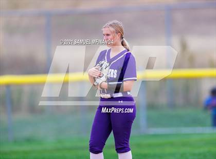Thumbnail 2 in Kearney vs. Grand Island photogallery.