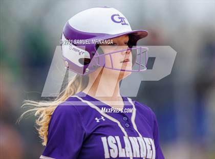 Thumbnail 2 in Kearney vs. Grand Island photogallery.