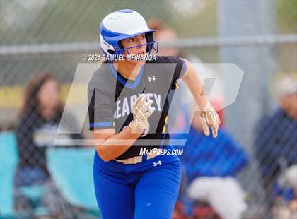 Thumbnail 1 in Kearney vs. Grand Island photogallery.