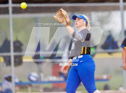 Thumbnail 1 in Kearney vs. Grand Island photogallery.
