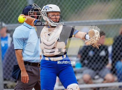 Thumbnail 2 in Kearney vs. Grand Island photogallery.
