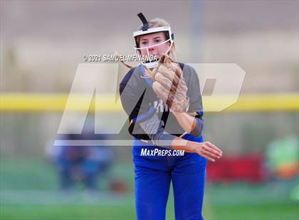 Thumbnail 2 in Kearney vs. Grand Island photogallery.