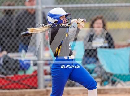Thumbnail 2 in Kearney vs. Grand Island photogallery.