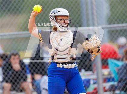 Thumbnail 3 in Kearney vs. Grand Island photogallery.
