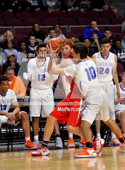 Thumbnail 2 in Mater Dei vs. Bishop Gorman (Tarkanian Classic) photogallery.